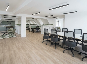 Business center 10-11 Charterhouse Square EC1M 6EE The City of London