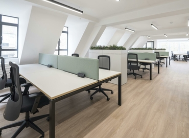 Business center 10-11 Charterhouse Square EC1M 6EE The City of London