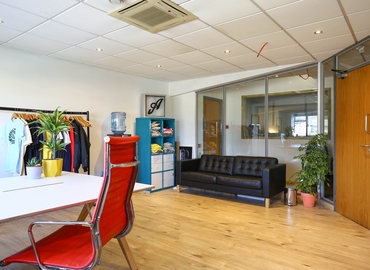 Office Wallis Rd E9 5LN East London