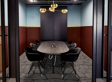  Office space space in East London, Rookery Court 102, 150 m² - MatchOffice.co.uk