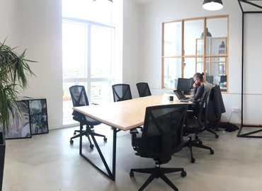  Office to rent in East London, Rookery Court 102, 150 m² - MatchOffice.co.uk