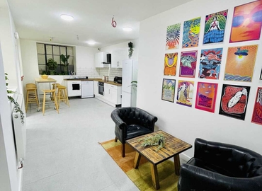 Office Alexandra Road 58A EN3 7EH North London