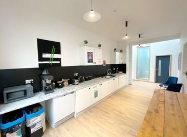 Office High Road Leyton 679 E10 6RA East London