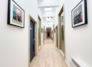 Office High Road Leyton 679 E10 6RA East London