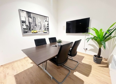 Office High Road Leyton 679 E10 6RA East London