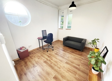 Office Bow Road 35 E3 2AD East London