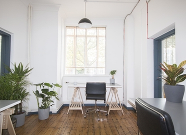 Office Bow Road 35 E3 2AD East London