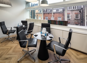 Virtual office West London, Albemarle Street 45 - MatchOffice.co.uk