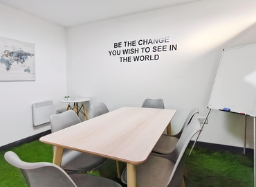 Office Radley House LS28 6LE Leeds City Centre