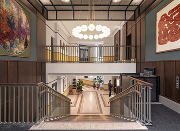 Office Salisbury House EC2M 5SQ The City of London