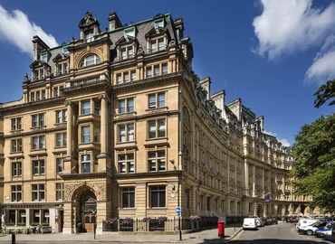 Office Salisbury House EC2M 5SQ The City of London