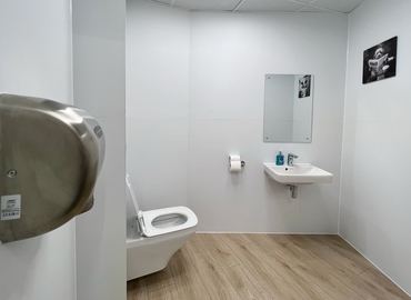  Conference room in West Bromwich, Birmingham Road 110 (B70 6RP) - 3 | MatchOffice