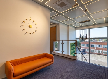 Business center Theobald Street WD6 4PJ Borehamwood