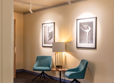 Business center Theobald Street WD6 4PJ Borehamwood