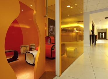 Meeting room Lambeth Road 113 SE1 7LS The City of London
