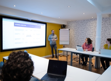 Meeting room Montrose Street 22 G1 1RE Glasgow