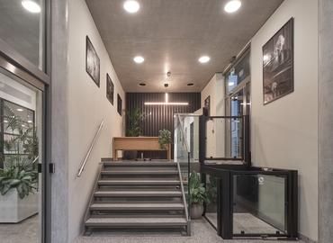 Office 8 Laurence Pountney Hill EC4R 0BE Central London