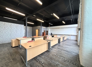 445 m² Serviced office in Manchester, Ivy Mill Business Centre (M35 9BG) - 11 | MatchOffice.com