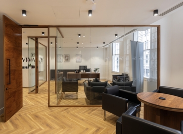 Office 14 Berkeley Street W1J 8DU West London