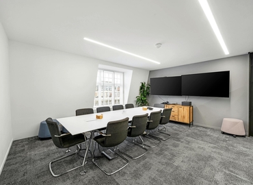 152 m² Serviced office in West London, 180 Great Portland Street (W1W 5QZ) - 2 | MatchOffice.com