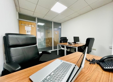 Business center 58 Breckfield Road South, Anfield L6 5DR Liverpool
