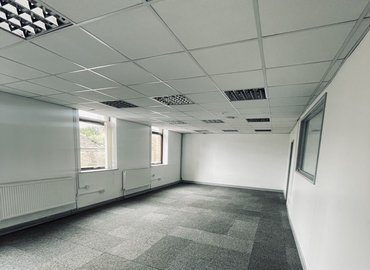 70 m² Business park in Bradford, Oakwood Court (BD8 8JY) - 2 | MatchOffice