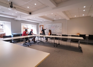 10 m² Coworking space  in Bristol, Oakfield Road 16 (BS8 2AP) - 3 | MatchOffice.com