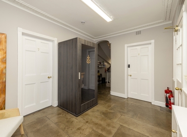 Office Walker Street 2 EH3 7LB Edinburgh