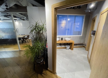 Office Great Eastern Street 64 EC2A 3QR Central London