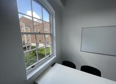 Office Bath Place 2 EC2A 3DR Central London
