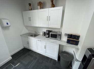 Office Bath Place 2 EC2A 3DR Central London