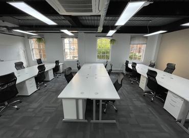 Office Bath Place 2 EC2A 3DR Central London