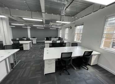 Office Bath Place 2 EC2A 3DR Central London