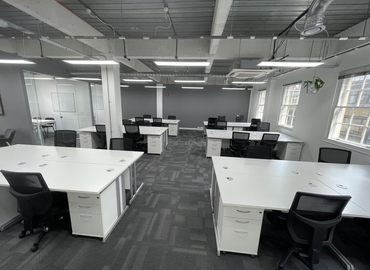 Office Bath Place 2 EC2A 3DR Central London