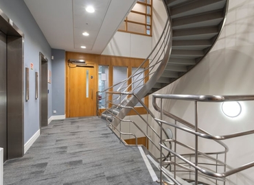 10 m² Business space in Surrey, North Street 25 (KT22 7AT) - 0 | MatchOffice.com