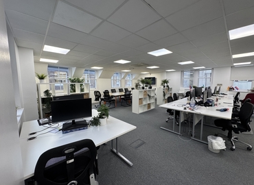 Office High Holborn 31 WC1V 6AX The City of London
