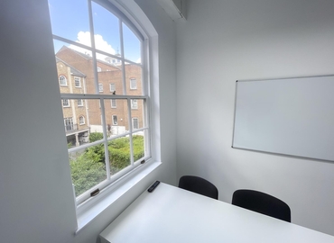 Office Bath Place 2 EC2A 3DR Central London