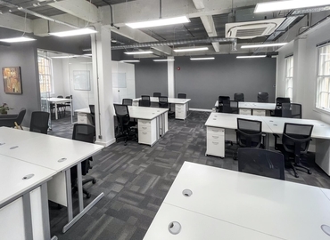 Office Bath Place 2 EC2A 3DR Central London