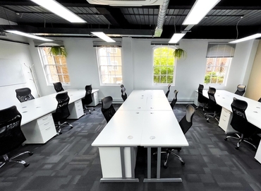 Office Bath Place 2 EC2A 3DR Central London