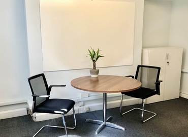 Business center Pantiles Chambers 85 High Street, Tunbridge Wells TN1 1XP Kent