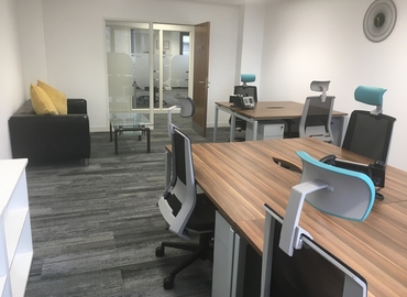 Office Great West Road 1000 TW8 9DW West London