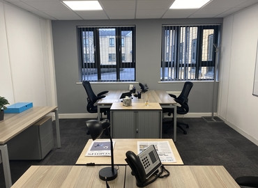 Office Tetbury Road, Cirencester GL7 6JJ Gloucestershire