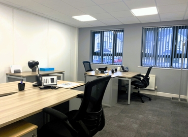 Office Tetbury Road, Cirencester GL7 6JJ Gloucestershire