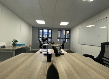 Office Tetbury Road, Cirencester GL7 6JJ Gloucestershire