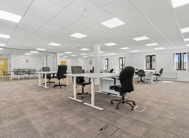 Office Tetbury Road, Cirencester GL7 6JJ Gloucestershire