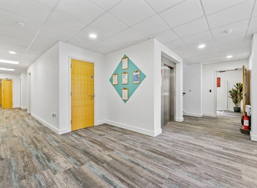 Office Tetbury Road, Cirencester GL7 6JJ Gloucestershire