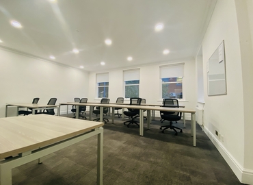 Office Vicarage Chambers, 9 Park Square East LS1 2LH Leeds City Centre