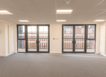 Business center Howard Rd HA7 1BT Central London