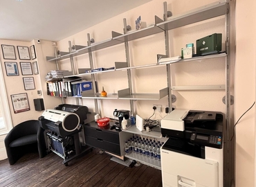 Office Eastcastle Street 37 W1W 8DR Central London