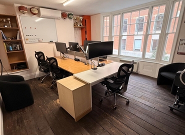 Office Eastcastle Street 37 W1W 8DR Central London